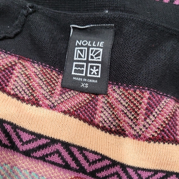 Nollie Women Black Aztec Tribal Print Cardigan XS Button Front - Picture 8 of 9